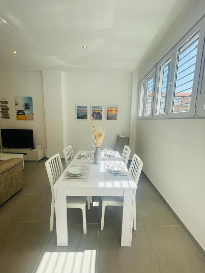 Apartamento Alhucemas Playa มาลากา ภายนอก รูปภาพ